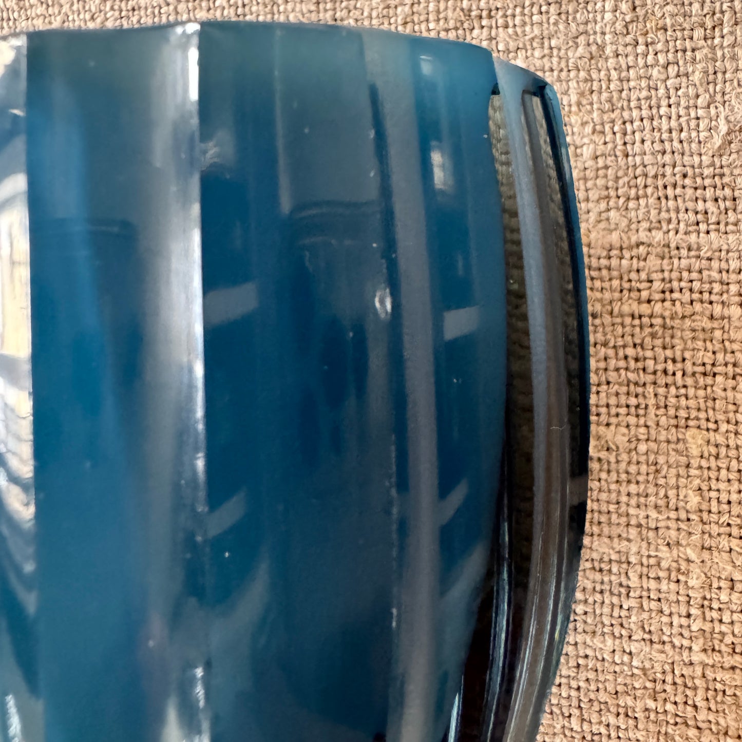 Vicke Lindstrand for Kosta, Sweden 1950s. Blu Glass Vase.