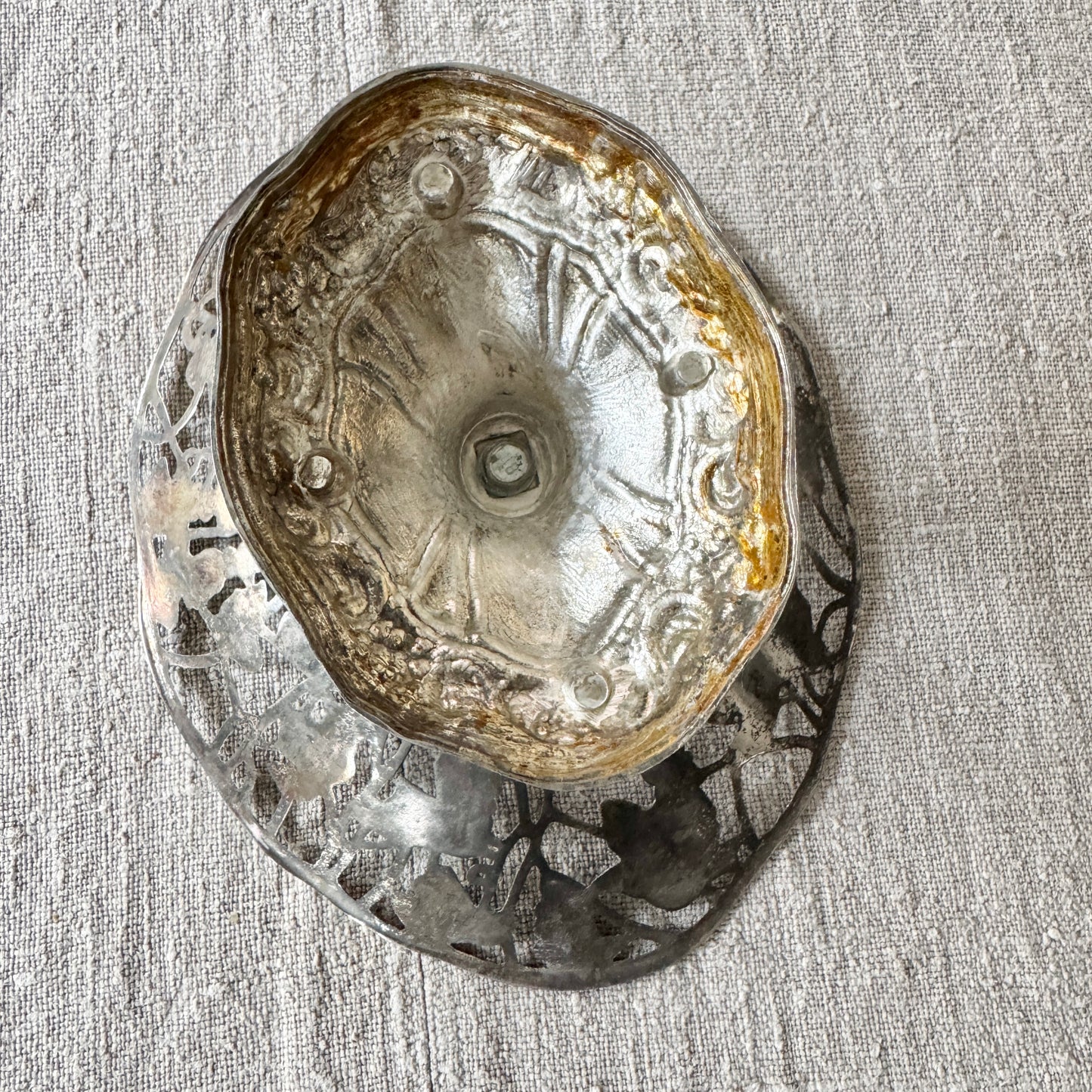 Vintage Silver-plated Metal Grape Basket Bowl.