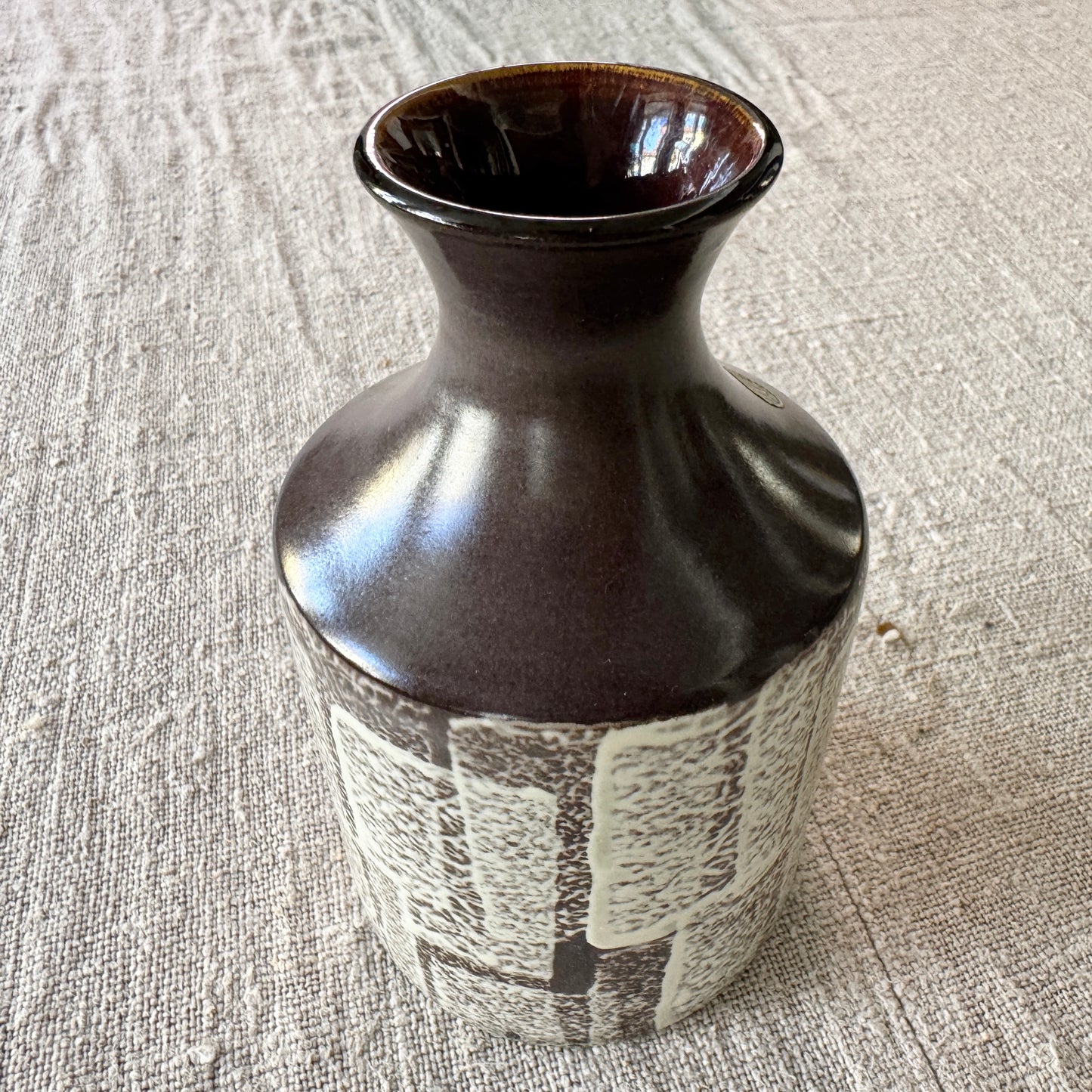 Mari Simmulson for Upsala Ekeby, Sweden. Vintage 1960s Ceramic Vase.